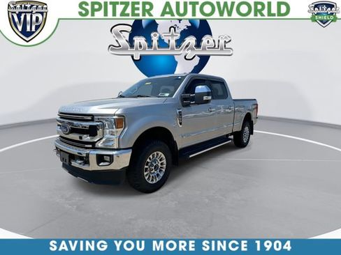 Used 2022 Ford F350 XLT w/ XLT Premium Package AWD/4WD image 4