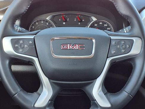 Used 2019 GMC Acadia SLT image 16