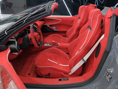 Used 2022 Ferrari SF90 Spider AWD/4WD image 26