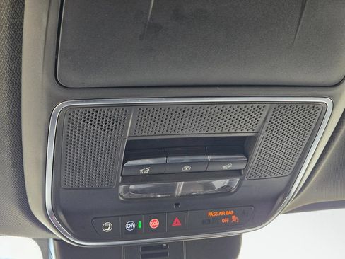 Used 2024 Chevrolet Traverse RS w/ LPO, Floor Liner Package FWD image 32
