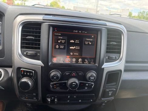 Used 2016 RAM 1500 Classic SLT w/ SLT Plus D←cor Group AWD/4WD image 12