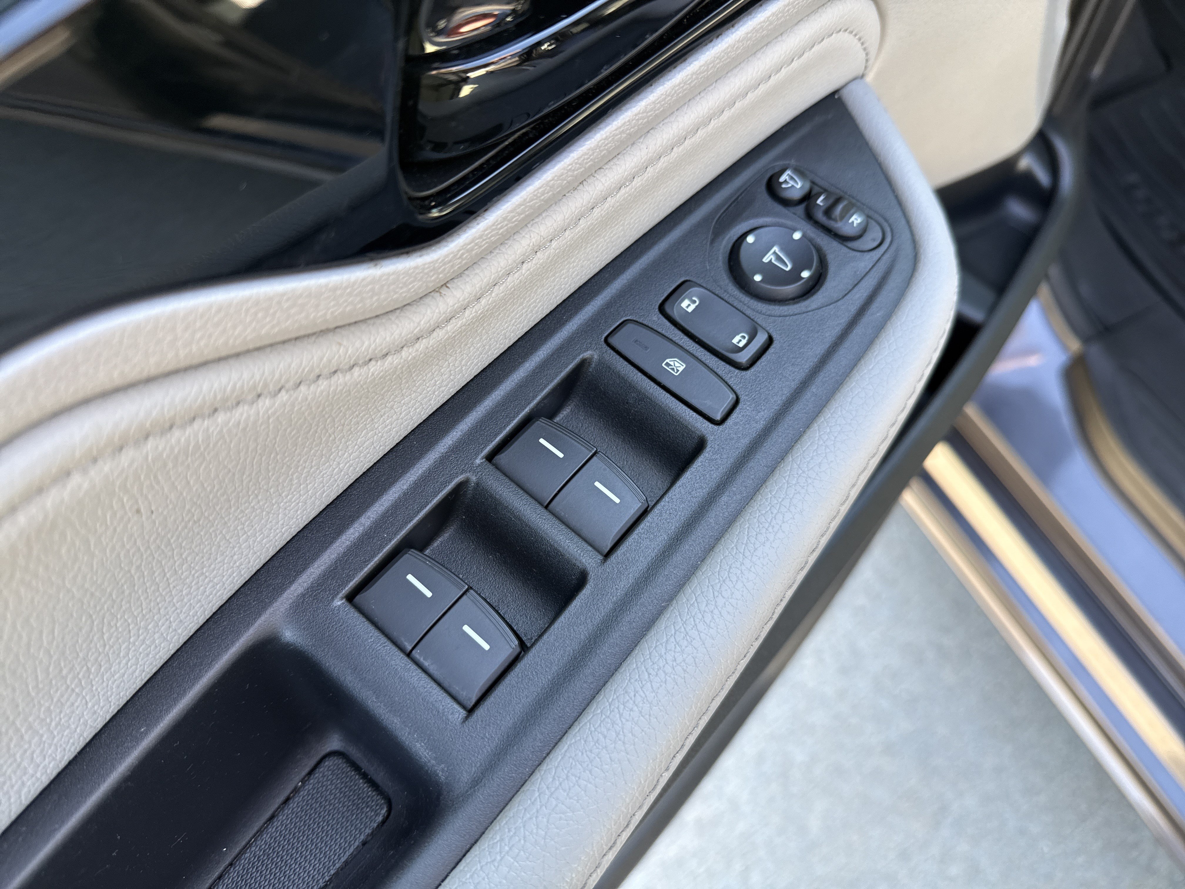 Used 2019 Honda Odyssey Elite image 16
