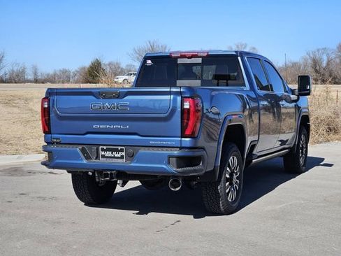New 2026 GMC Sierra 2500 Denali Ultimate image 4