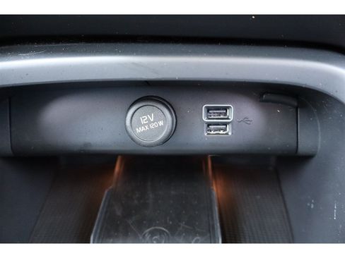 Used 2022 Volvo XC40 T5 Inscription AWD/4WD image 29