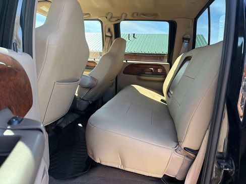 Used 2003 Ford F250 XL image 14