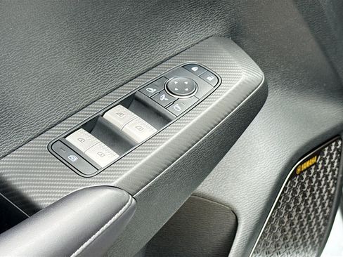 New 2026 Mitsubishi Outlander SE FWD image 8