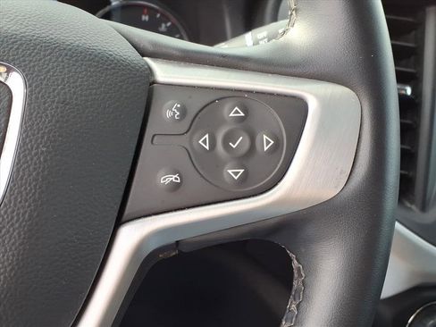 Used 2023 GMC Acadia SLT w/ Elevation Edition image 26