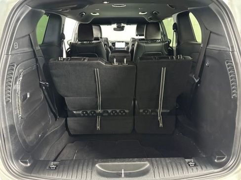 Used 2023 Chrysler Pacifica Touring-L w/ Uconnect Theater Family Group image 26