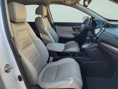 Used 2017 Honda CR-V Touring image 32