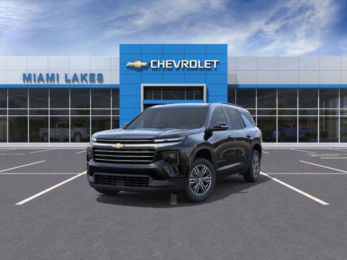New 2026 Chevrolet Traverse LT image 8