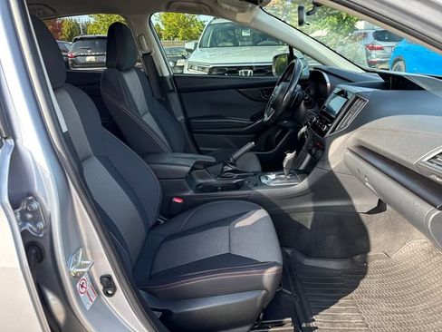 Used 2019 Subaru Crosstrek 2.0i Premium AWD/4WD image 12