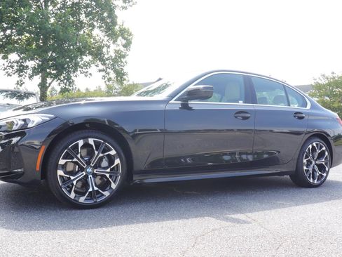 New 2026 BMW 330i Sedan w/ Premium Package RWD image 42