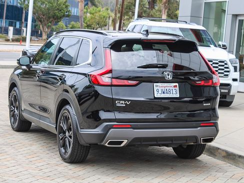 Used 2024 Honda CR-V Sport Touring image 9