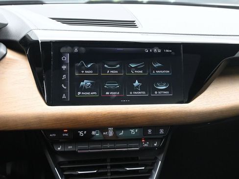 Used 2023 Audi e-tron GT Premium Plus AWD/4WD image 15