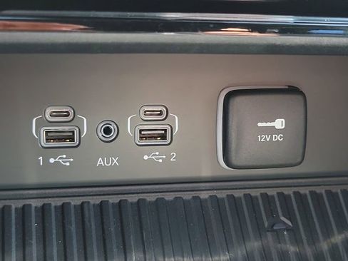 New 2026 Jeep Grand Cherokee Altitude RWD image 24