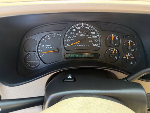 Used 2006 Chevrolet Silverado 1500 LT w/ Onstar Plus Package image 9