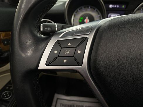 Used 2014 Mercedes-Benz SLK 250 image 15