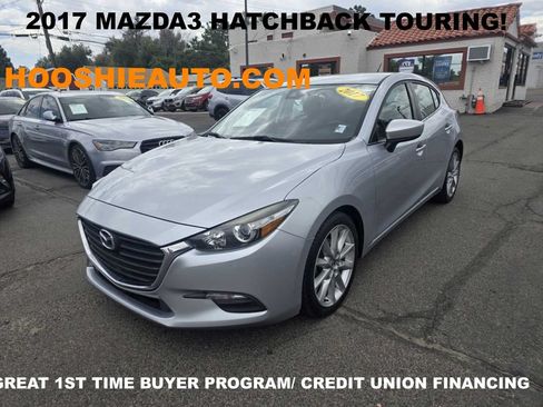 Used 2017 MAZDA MAZDA3 Touring FWD image 1
