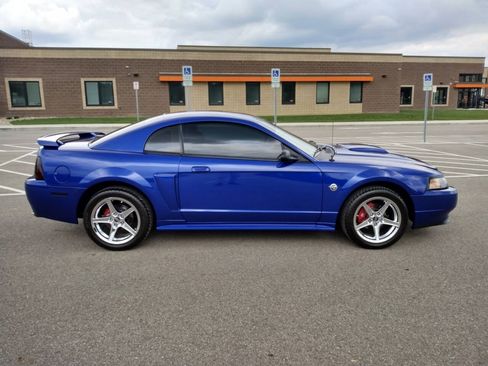 Used 2004 Ford Mustang GT RWD image 9