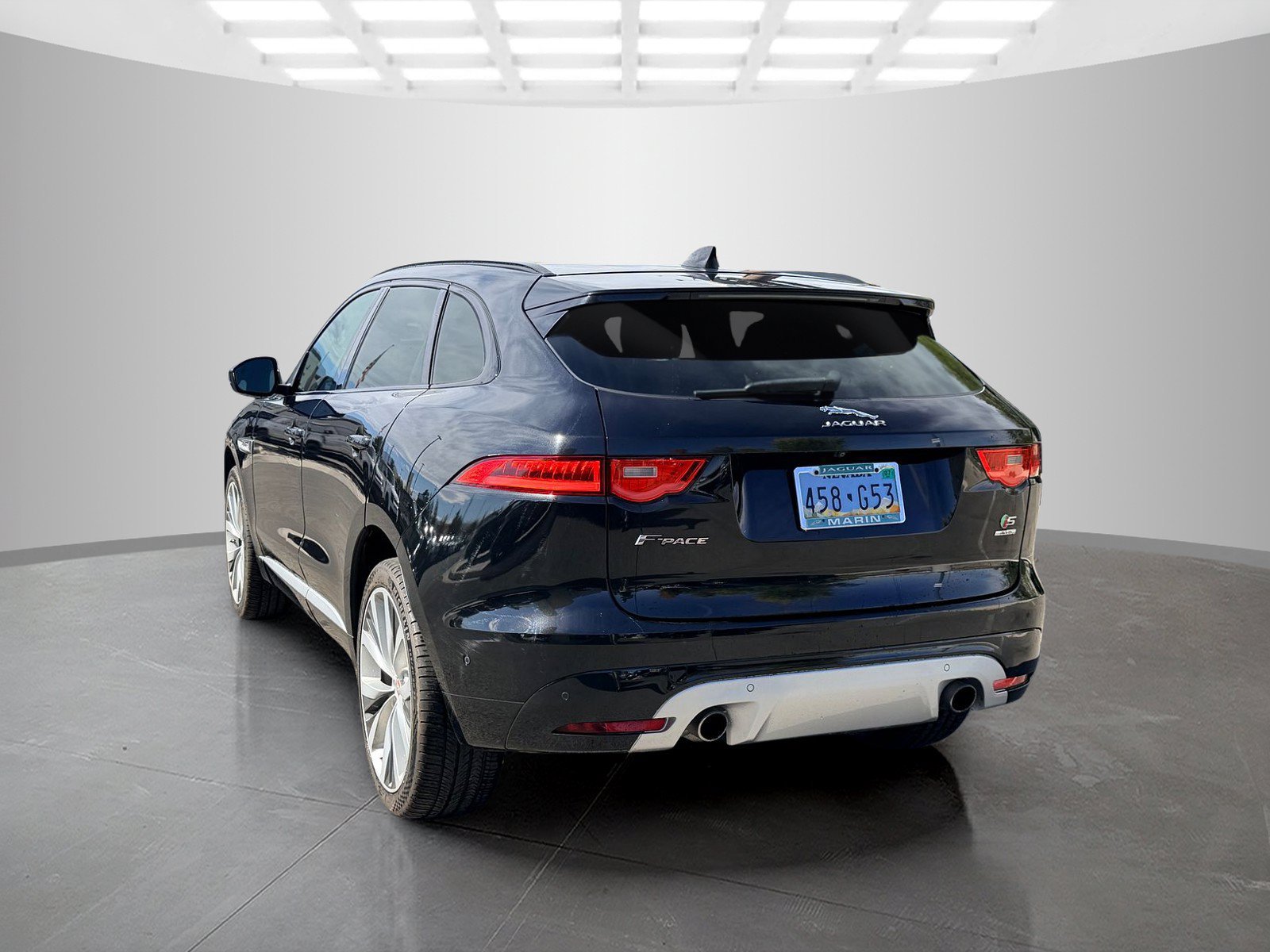 Used 2017 Jaguar F-PACE S AWD/4WD image 7