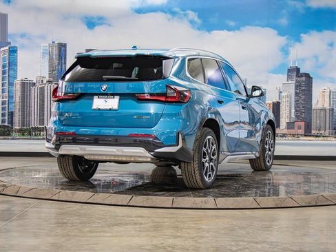 Certified 2024 BMW X1 xDrive28i w/ Premium Package image 8