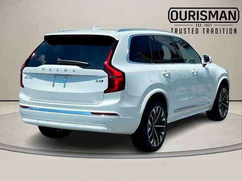New 2026 Volvo XC90 B5 Ultra w/ Lounge Package AWD/4WD image 3