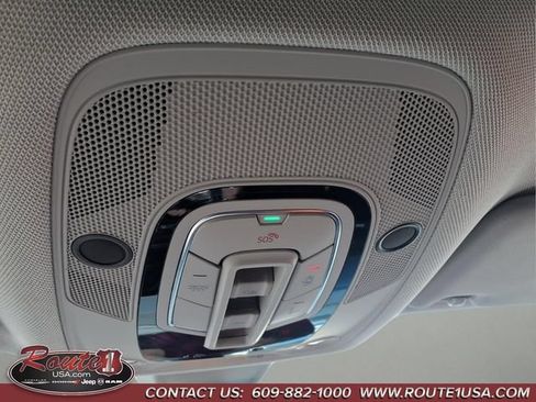 Used 2021 Audi Q5 e Premium Plus w/ Premium Plus Package AWD/4WD image 37