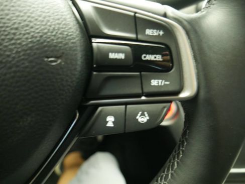 Used 2018 Honda Accord EX-L image 36