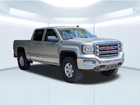 Used 2018 GMC Sierra 1500 SLT w/ SLT Premium Package AWD/4WD image 8