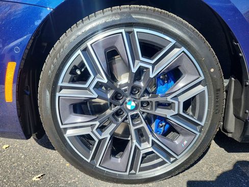 New 2026 BMW 540i xDrive w/ M Sport Package image 11