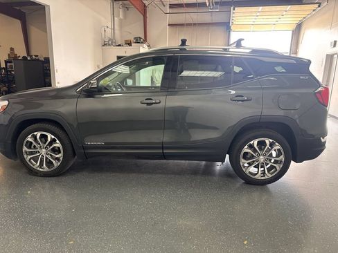 Used 2020 GMC Terrain SLT w/ Preferred Package AWD/4WD image 7