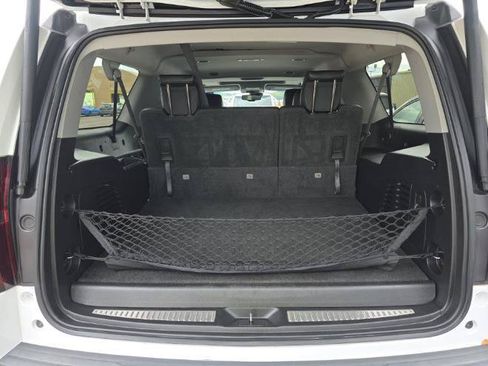 Used 2018 Chevrolet Suburban LT AWD/4WD image 20