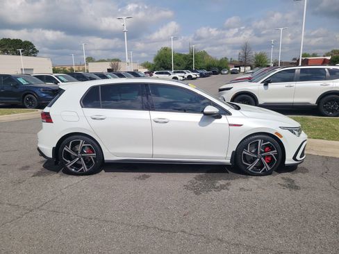 Used 2024 Volkswagen GTI SE w/ MDO Package FWD image 2