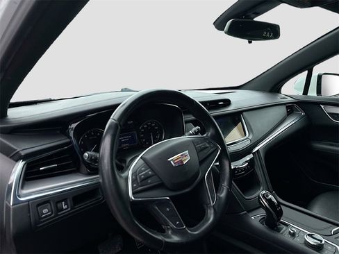 Used 2021 Cadillac XT5 Luxury image 11