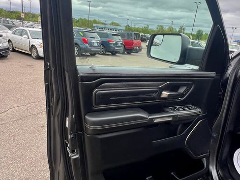 Used 2019 RAM 1500 Limited w/ Advanced Safety Group image 10