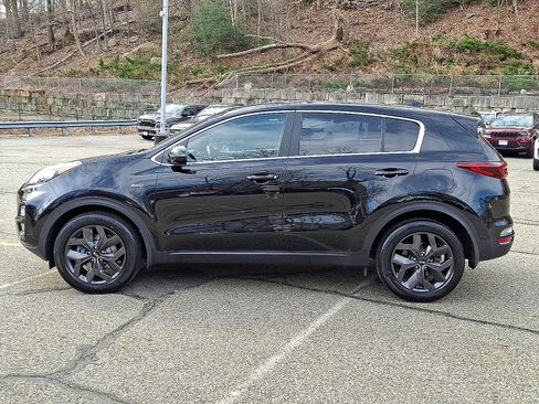 Used 2022 Kia Sportage LX w/ LX AWD Value Edition Package image 4