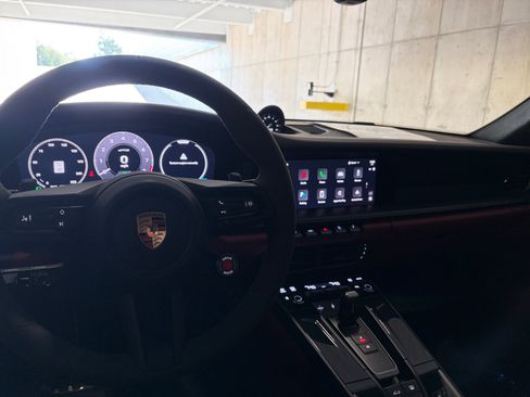 Certified 2025 Porsche 911 Carrera GTS RWD image 45