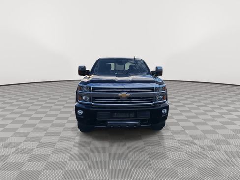 Used 2015 Chevrolet Silverado 3500 High Country image 2