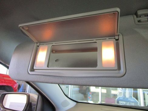 Used 2024 Chevrolet Malibu LT image 34