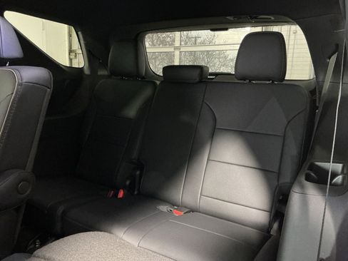 New 2026 Chevrolet Traverse High Country FWD image 33