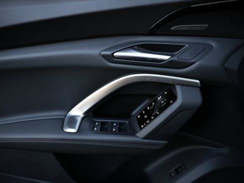 New 2025 Audi Q5 2.0T Premium Plus image 14