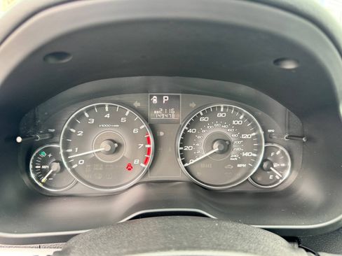 Used 2011 Subaru Legacy 2.5i Premium AWD/4WD image 15