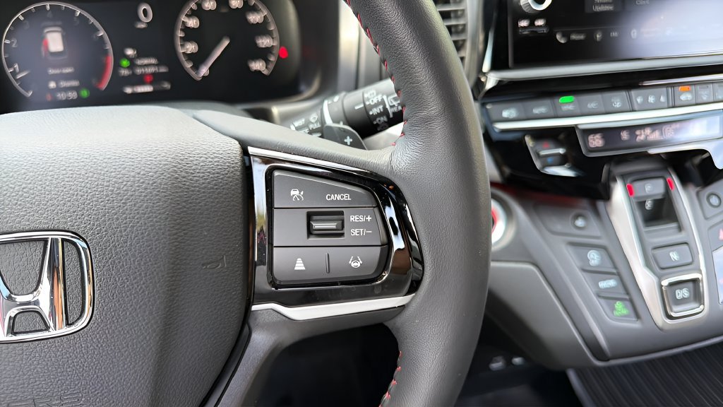 Used 2026 Honda Odyssey Sport-L image 23