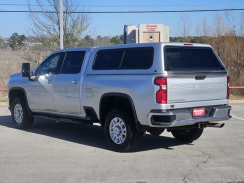 Used 2020 Chevrolet Silverado 2500 LTZ image 4