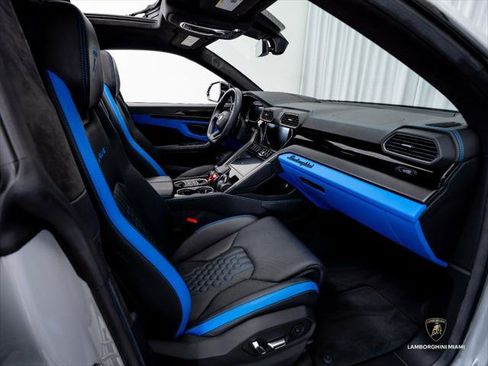 Used 2023 Lamborghini Urus S AWD/4WD image 42