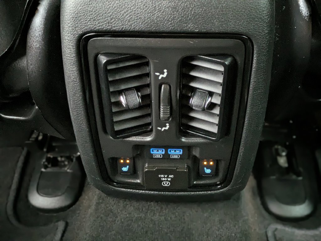 Used 2022 Dodge Durango R/T w/ Blacktop Package AWD/4WD image 18
