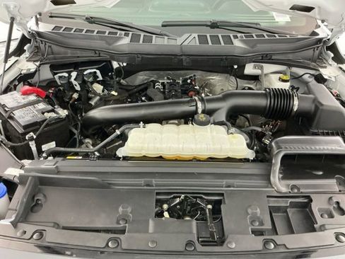 Used 2025 Ford F150 Lariat image 32