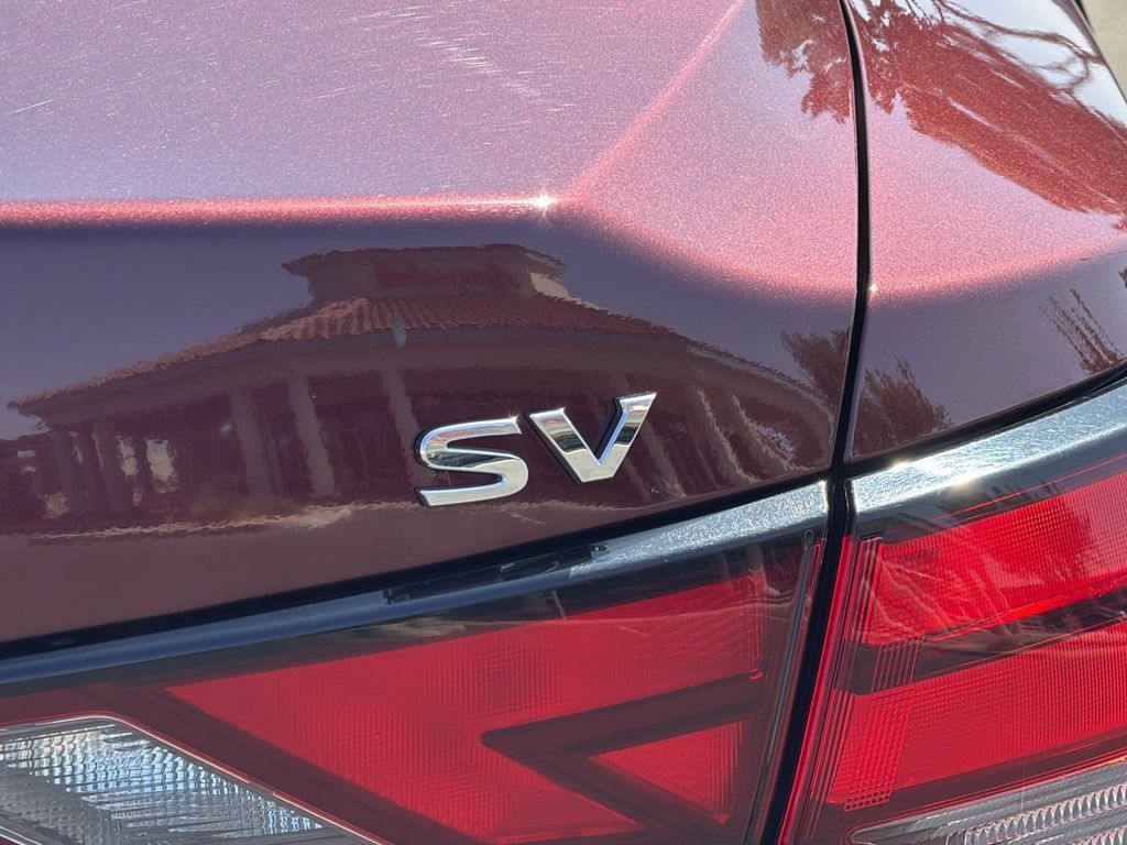Used 2024 Nissan Sentra SV FWD image 24