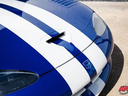 Used 1996 Dodge Viper GTS image 22
