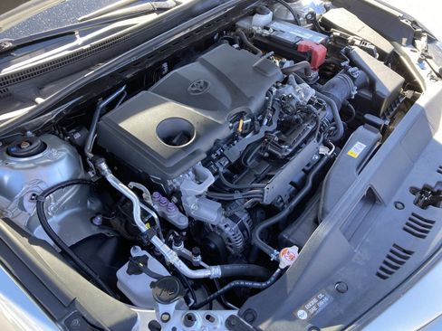 Used 2023 Toyota Camry SE image 38